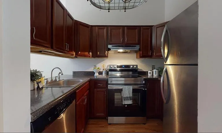2321 Rutger St #E — Photo 6