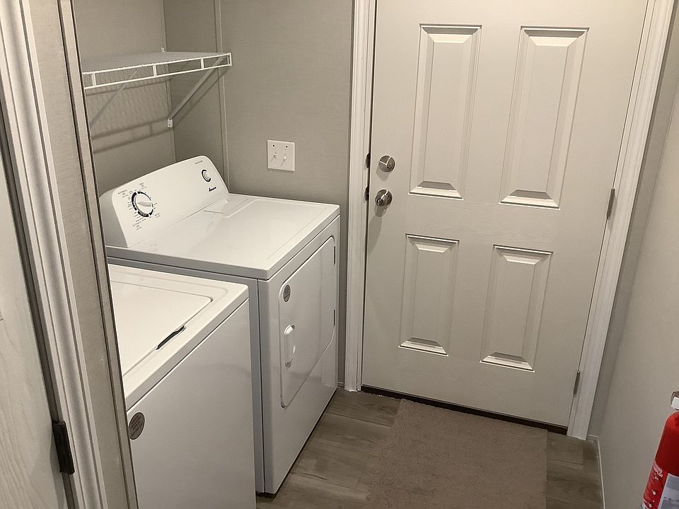 Sycamore Village 900 W Columbia St Mason MI Zillow