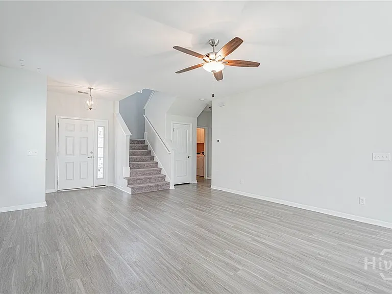 185 Brickhill Cir — Photo 6