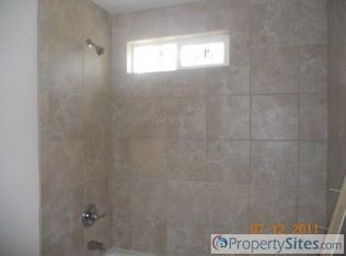 139 E 105th St, Los Angeles, CA 90003