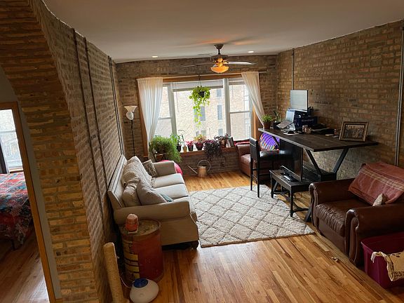 2nd image of 2735 W Le Moyne St APT 3
