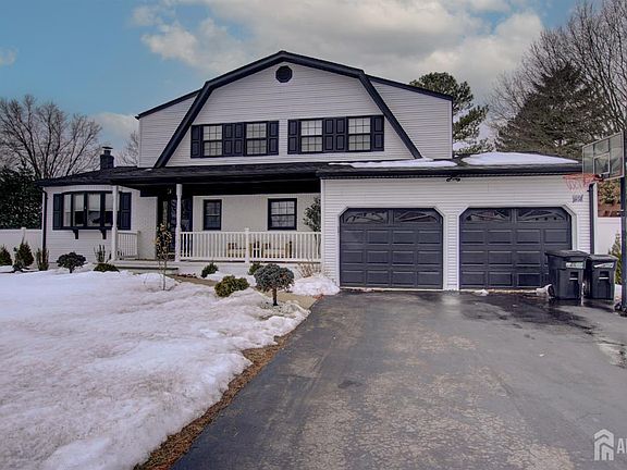 4th image of 31 Wolfpack Rd