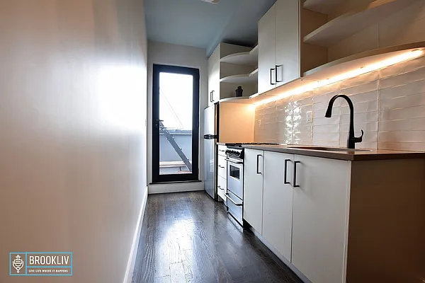 Rented by null | media 12