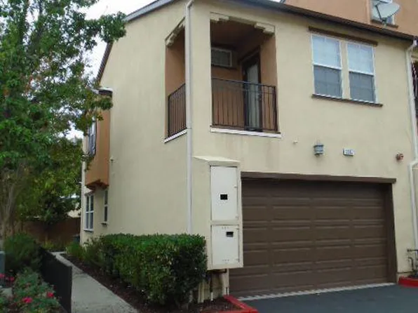 3957 Forest Cir, Castro Valley, CA 94546