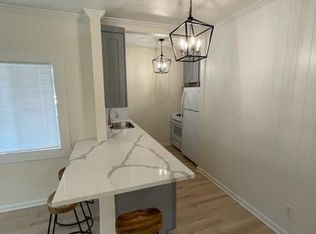 1252 N Raymond Ave, Pasadena, CA 91103