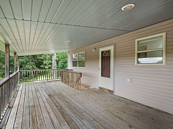 4th image of 8626-8628 Green St