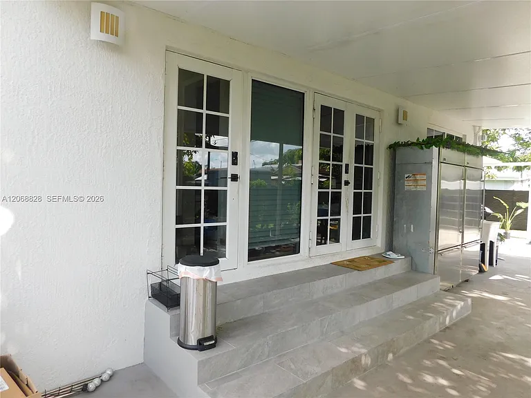 1851 NW 32nd Ave #B31 — Photo 6
