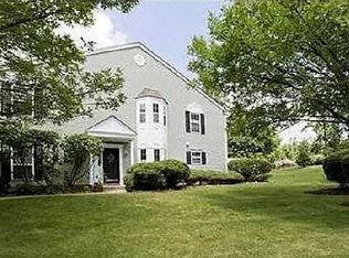 101 Wellington Park Dr, Princeton, NJ