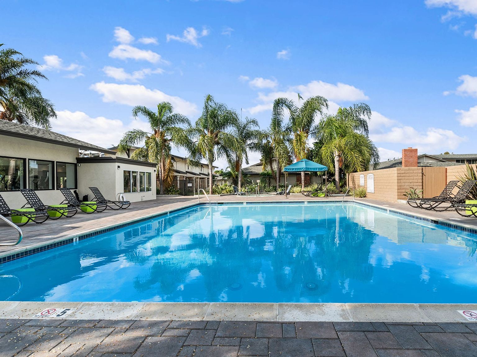 2700 Peterson Pl APT 20B, Costa Mesa, CA 92626 Zillow