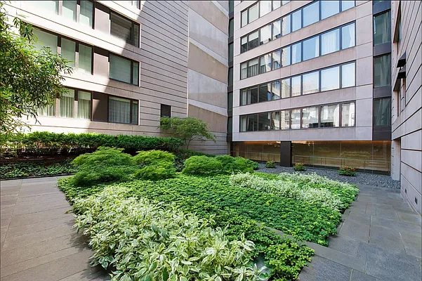 Sold by Compass | media 9