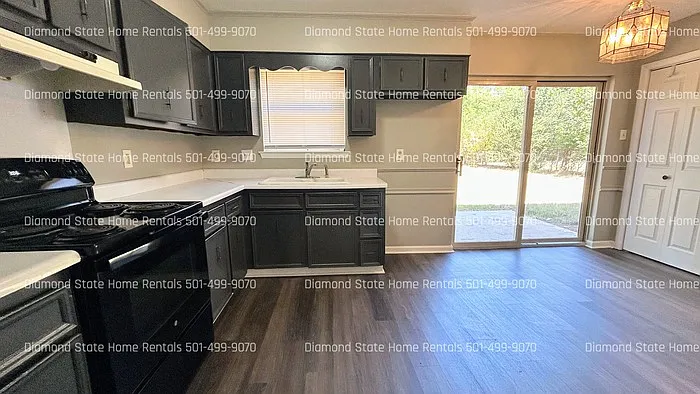505 Lehman Dr — Photo 4