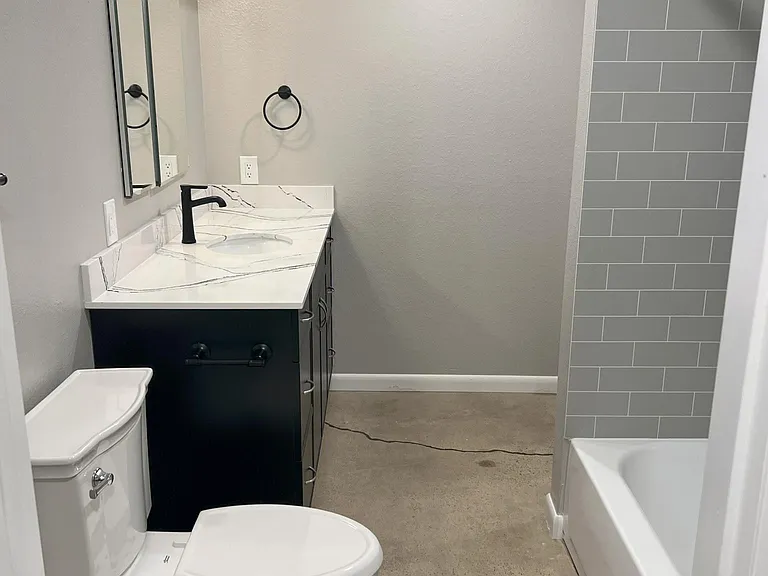 1362 S Sherman St #2 — Photo 15