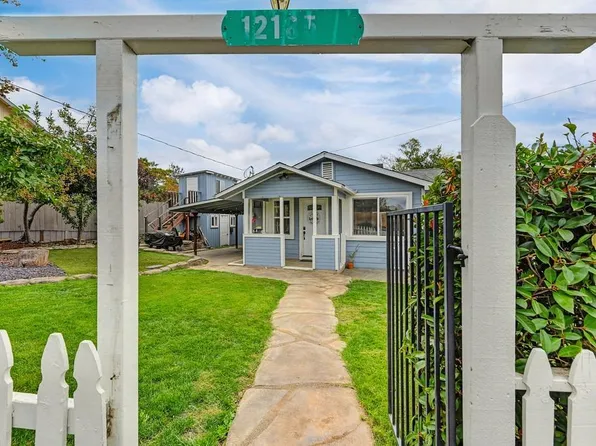 12185 Dry Creek Rd, Auburn, CA 95602