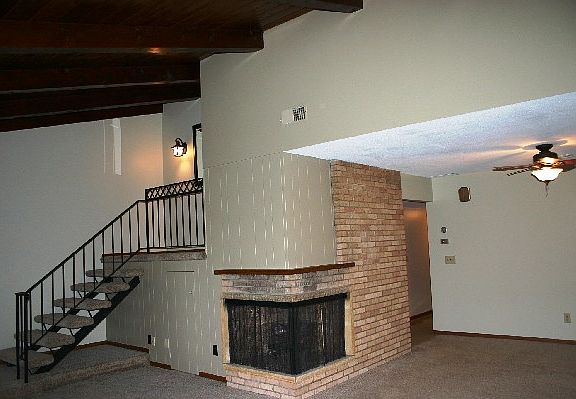 4th image of 416 Holly Ln #13-16