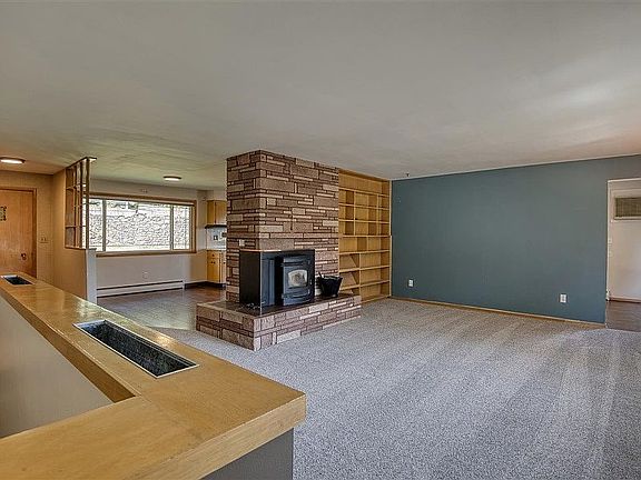 4th image of 3417 W Rosamond Ave