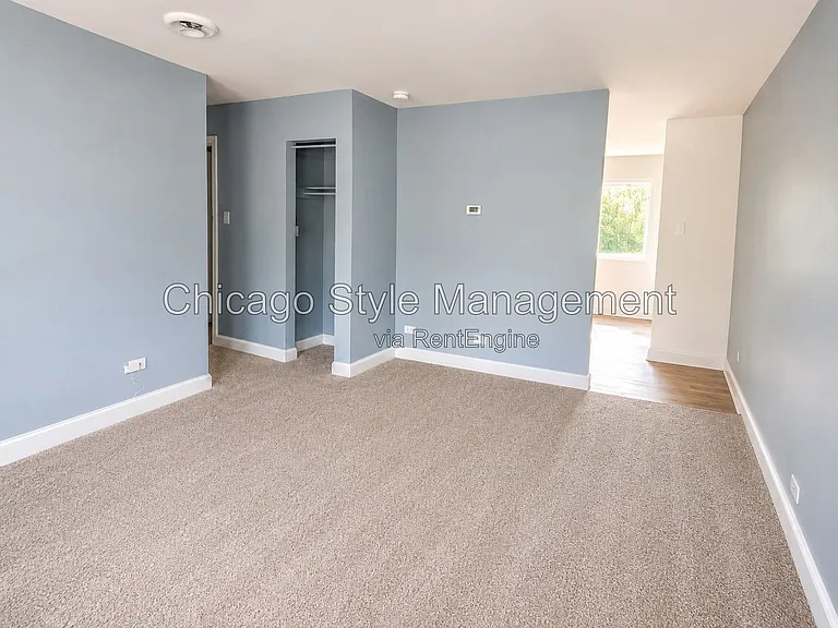1928 Campbell Ave — Photo 3