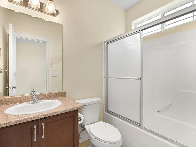 5760 Legoe Ave — Photo 42