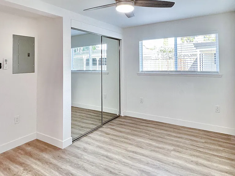 114 Barneson Ave — Photo 13