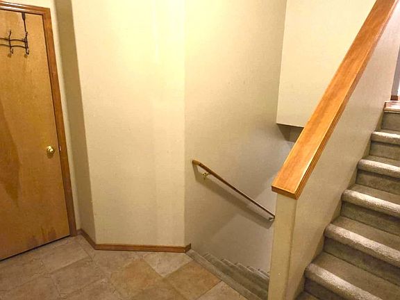 3rd image of 14511 E Crown Ave