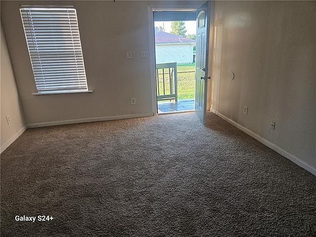 2nd image of 4836 Eastview Dr