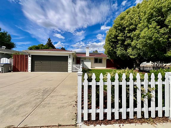 4th image of 1769 Gilda Way