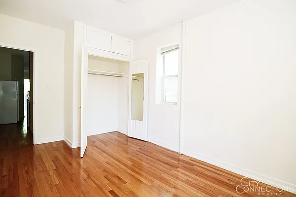 Rented by City Connections Realty | media 14