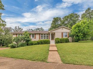 4413 Farriswood Dr, Nashville, TN 37204