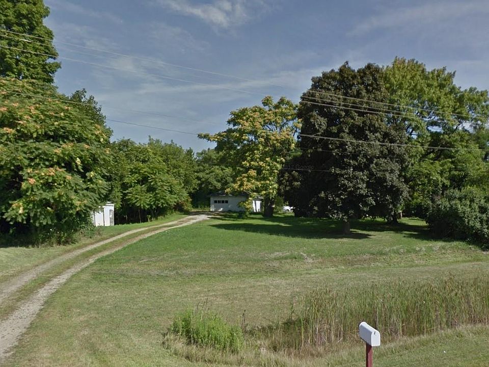 2nd image of 1401 Lansing Rd