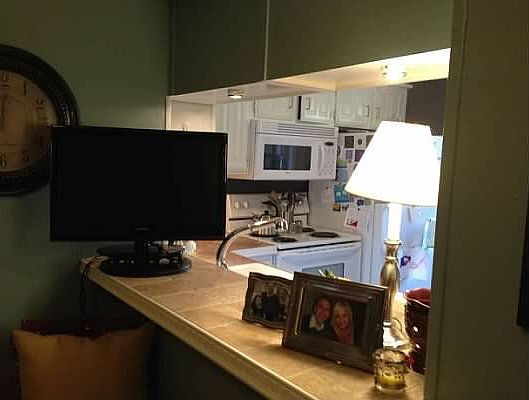 5th image of 7640 W Greenway Blvd APT 2A