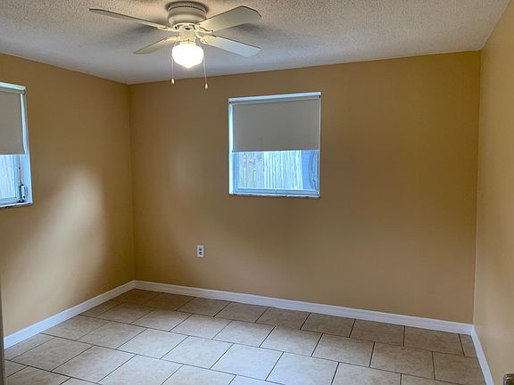 5th image of 5033 Polar Dr
