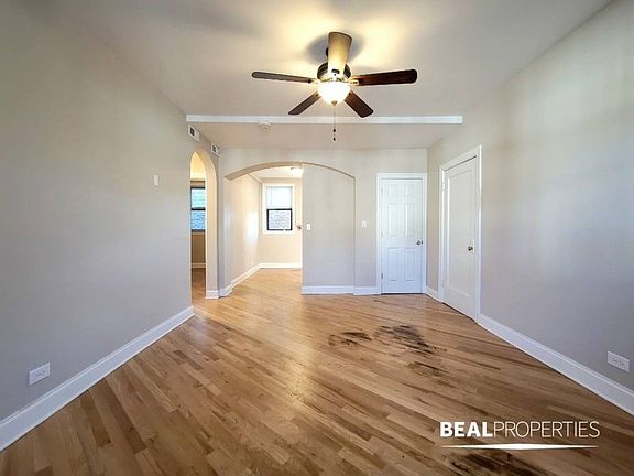 2nd image of 894 Green Bay Rd APT 14