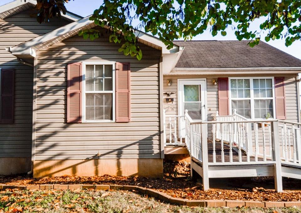 1st image of 434 McMinn St