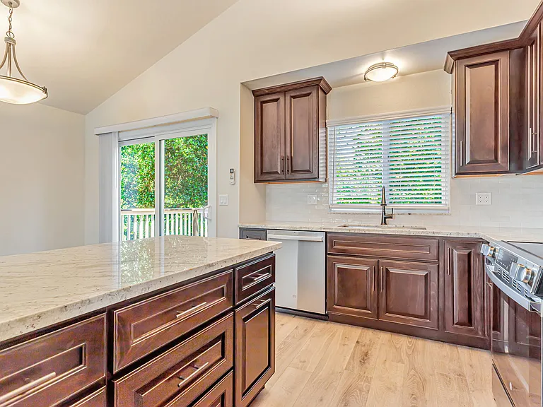 616 Rincon Dr — Photo 25