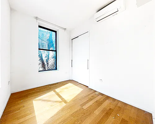 Rented by (Legacy) Tri Hill Realty Group LLC | media 32