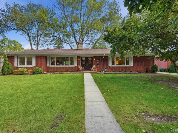 88 Greenside Ave, Ypsilanti, MI 48197