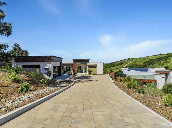 2009 Bishop Rd, Belmont, CA 94002