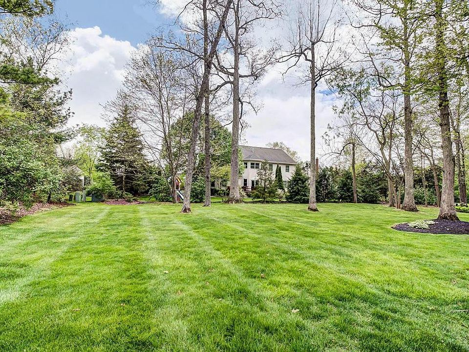 2nd image of 1245 Whispering Meadow Ct