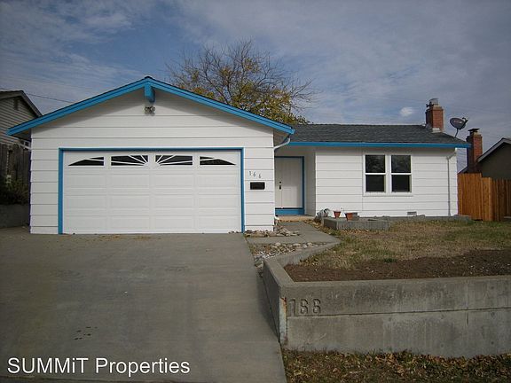 3rd image of 166 Manzanita Dr