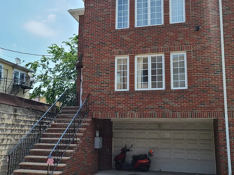5410 Adams St #1 — Photo 1