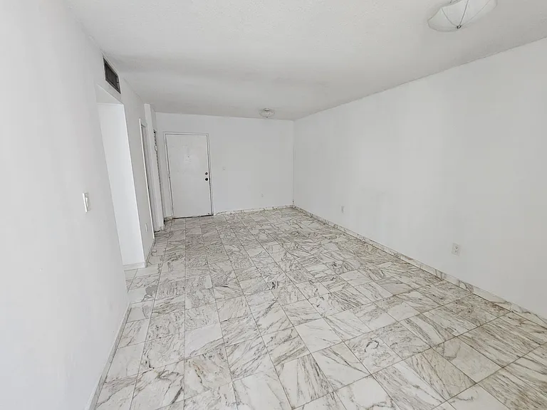 9440 W Flagler St #108 — Photo 11