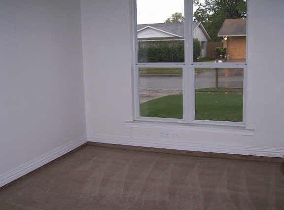 4th image of 1409 Marblehead Dr