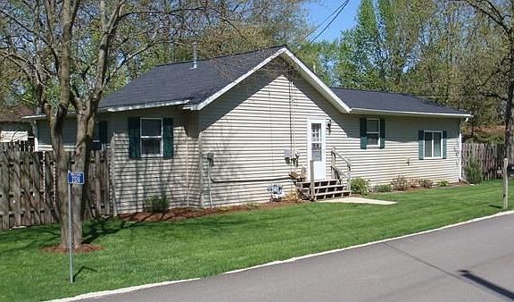 2nd image of 2324 Lincoln Ave