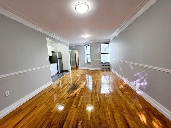 3rd image of 733 E 147th St #1F