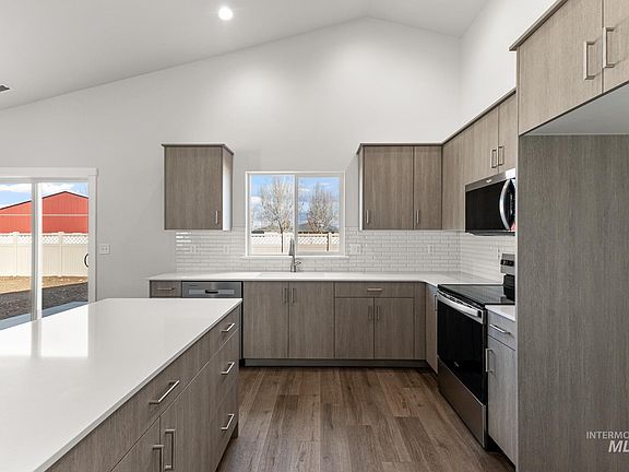 5th image of 3044 E Mossy Creek Dr