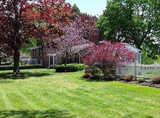 23 Spring Street Rd, Loudonville, NY 12211