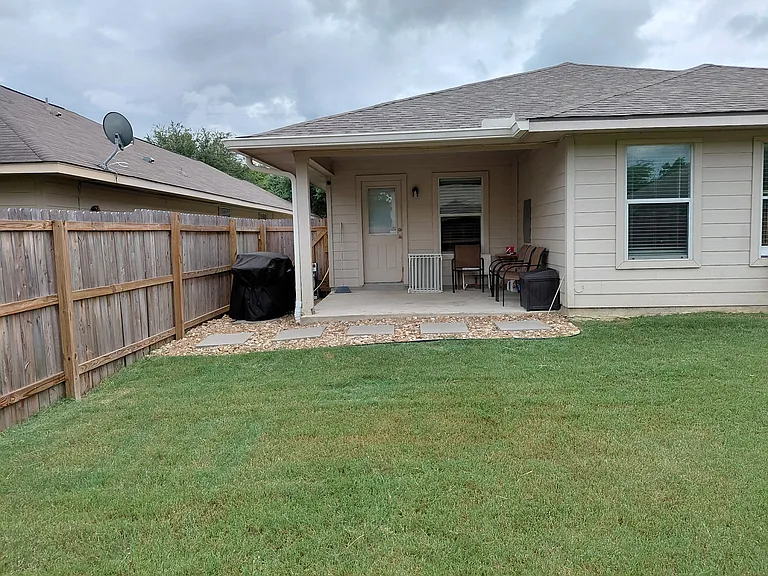 9407 Everton — Photo 12