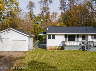 230 W Willoughby Rd, Lansing, MI 48911