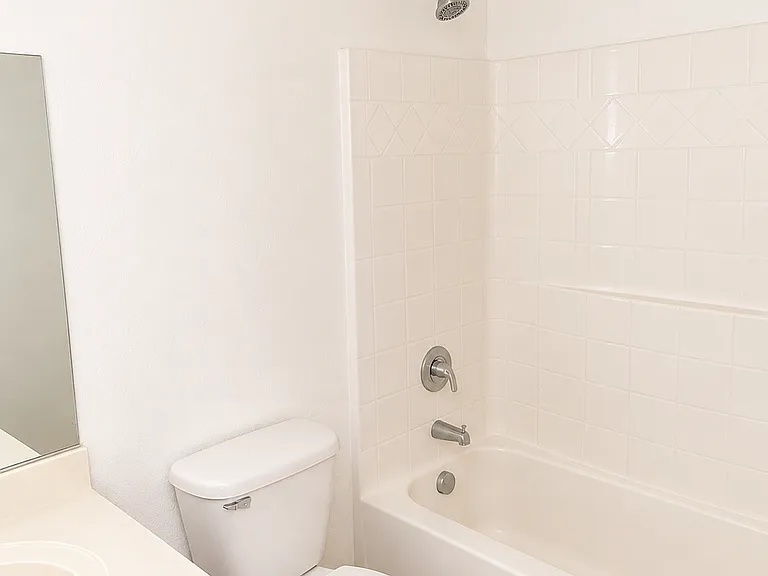 10917 W Minnezona Ave — Photo 10