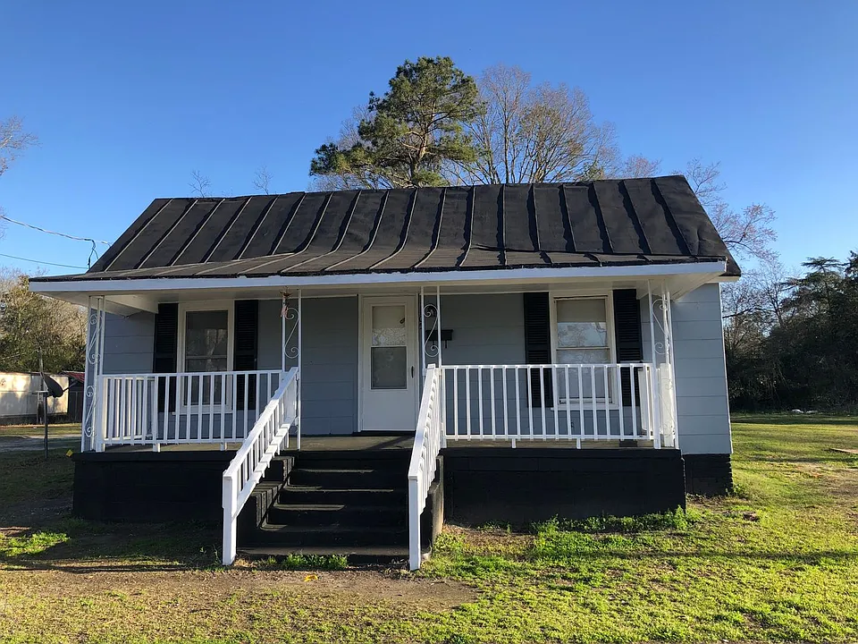1105 Tower Hill Rd