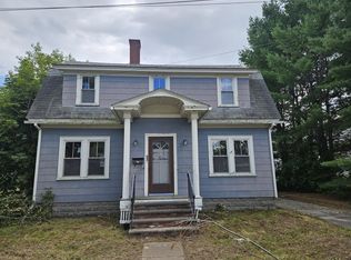 30 Pine St, Old Town, ME 04468